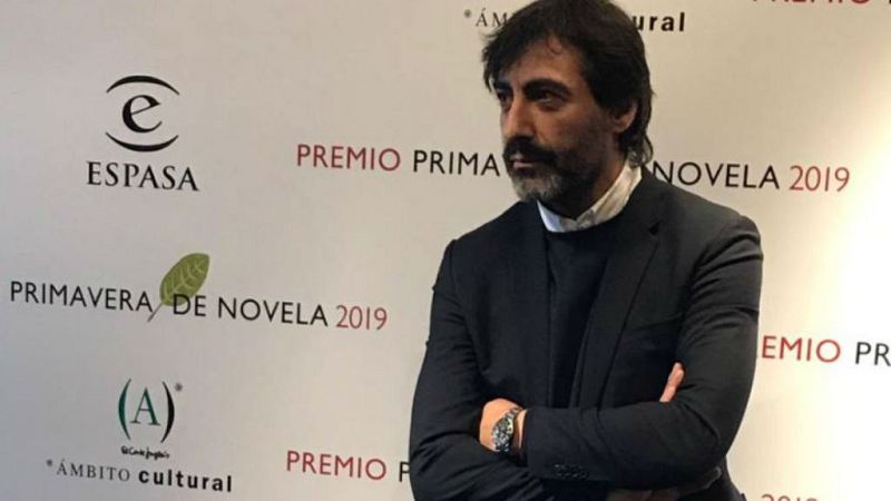 14 horas - Juan del Val, Premio Primavera de literatura