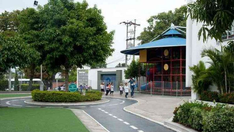 Mamás y papás - Puertas abiertas: el dilema de elegir colegio - 16/2/19