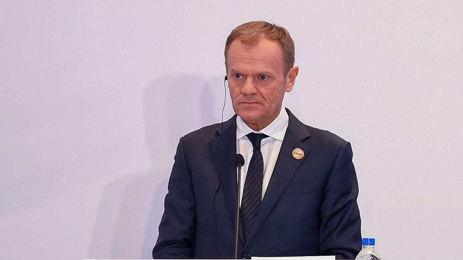 14 horas - Tusk aconseja a May posponer la fecha del 'Brexit' - Escuchar ahora