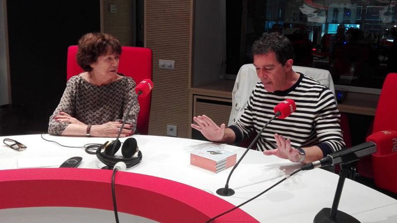 Las mañanas de RNE con Alfredo Menéndez - 'Dolor y gloria', el Almodóvar más íntimo - Escuchar ahora