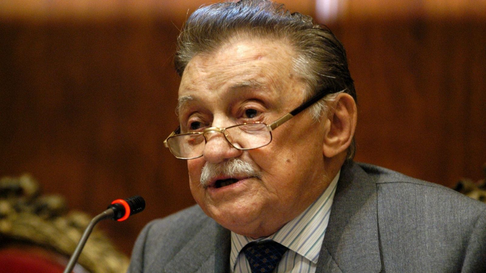 Joyas del Archivo Sonoro - Benedetti, su poesía hecha canción - Escuchar ahora