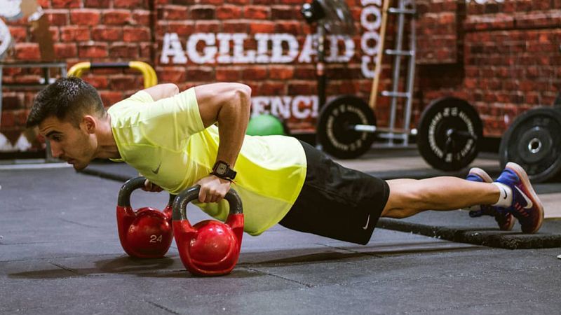 A golpe de bit - Entrenadores personales 'online' y a la carta - 19/03/19