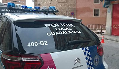 14 horas - Seis j�venes, acusados de violar a una menor en Guadalajara - Escuchar ahora