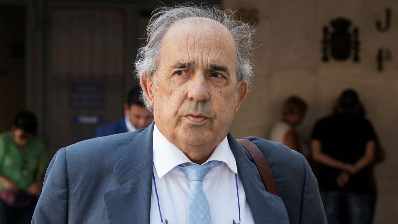 14 horas - Muere Enrique Álvarez Conde, director del máster de Cristina Cifuentes - Escuchar ahora