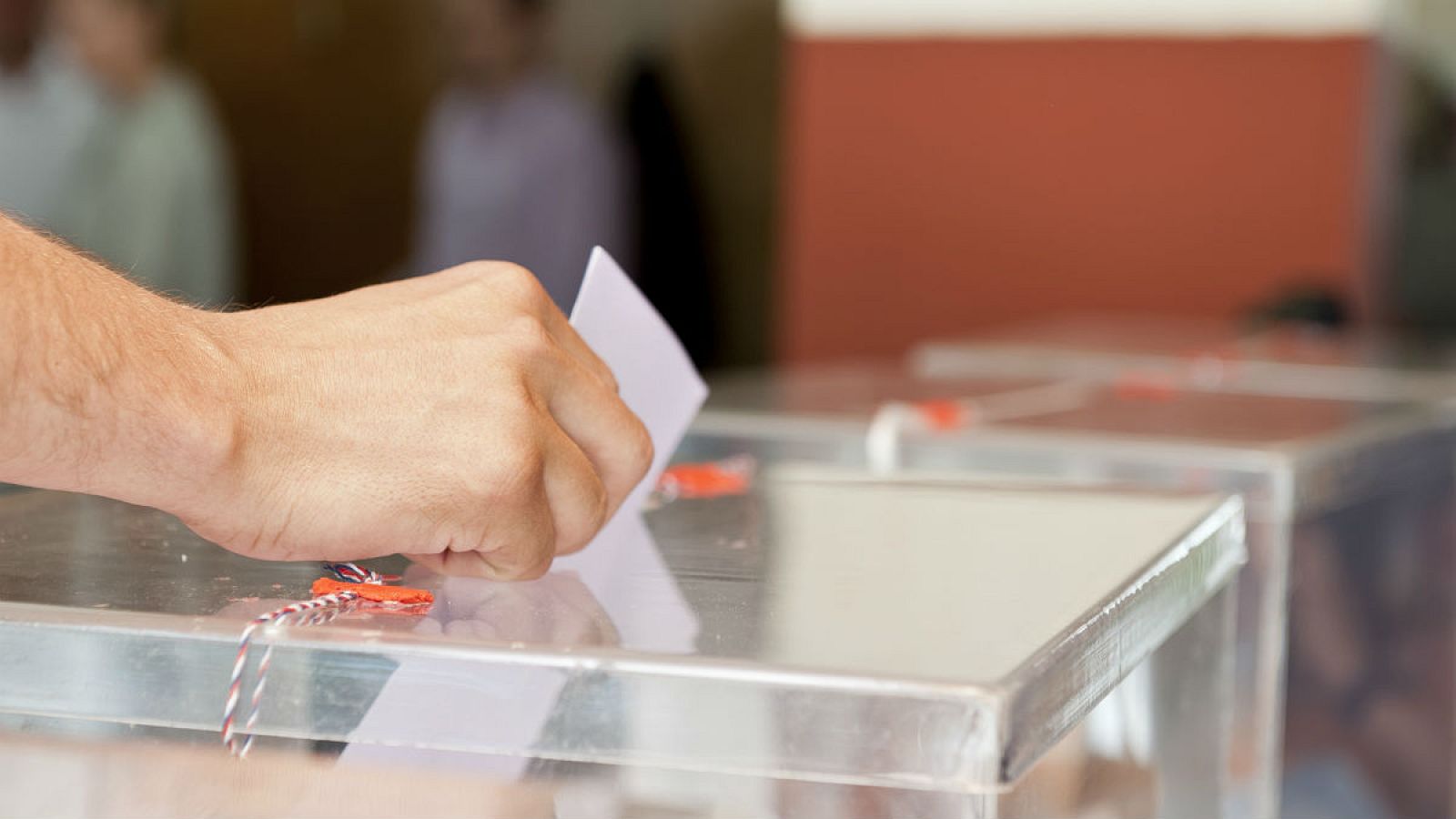 14 horas - ¿Por qué es importante la abstención en unas elecciones? - Escuchar ahora