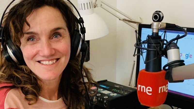 Gente despierta - Las fotos de Catalina Martín-Chico - Escuchar ahora