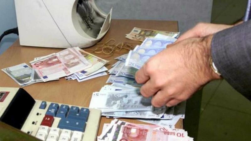 14 horas - Aumentan las deudas y disminuyen los ahorros de las familias españolas - Escuchar ahora