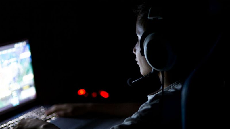 14 horas - 30 estudiantes participan en el maratón "La consola cervantina" - Escuchar ahora