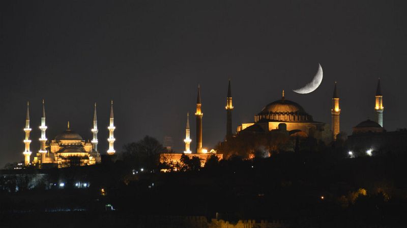 14 horas - Hoy comienza el Ramadán