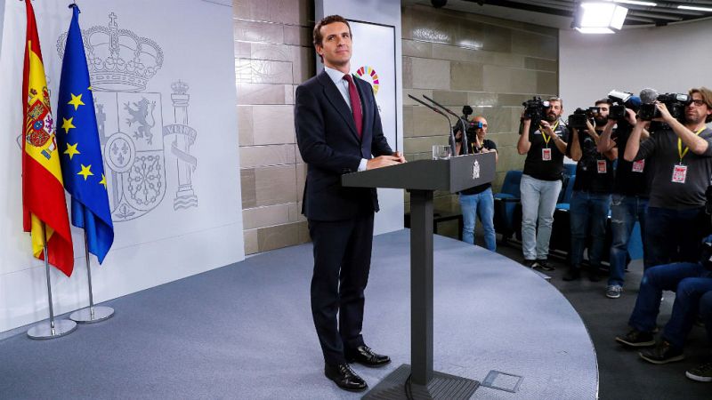 Boletines RNE - Casado pide a Sanchez que no dependa de los independentistas para formar gobierno - escuchar ahora