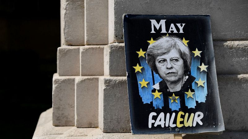 Cinco Continentes - Theresa May prepara el calendario del brexit - Escuchar ahora
