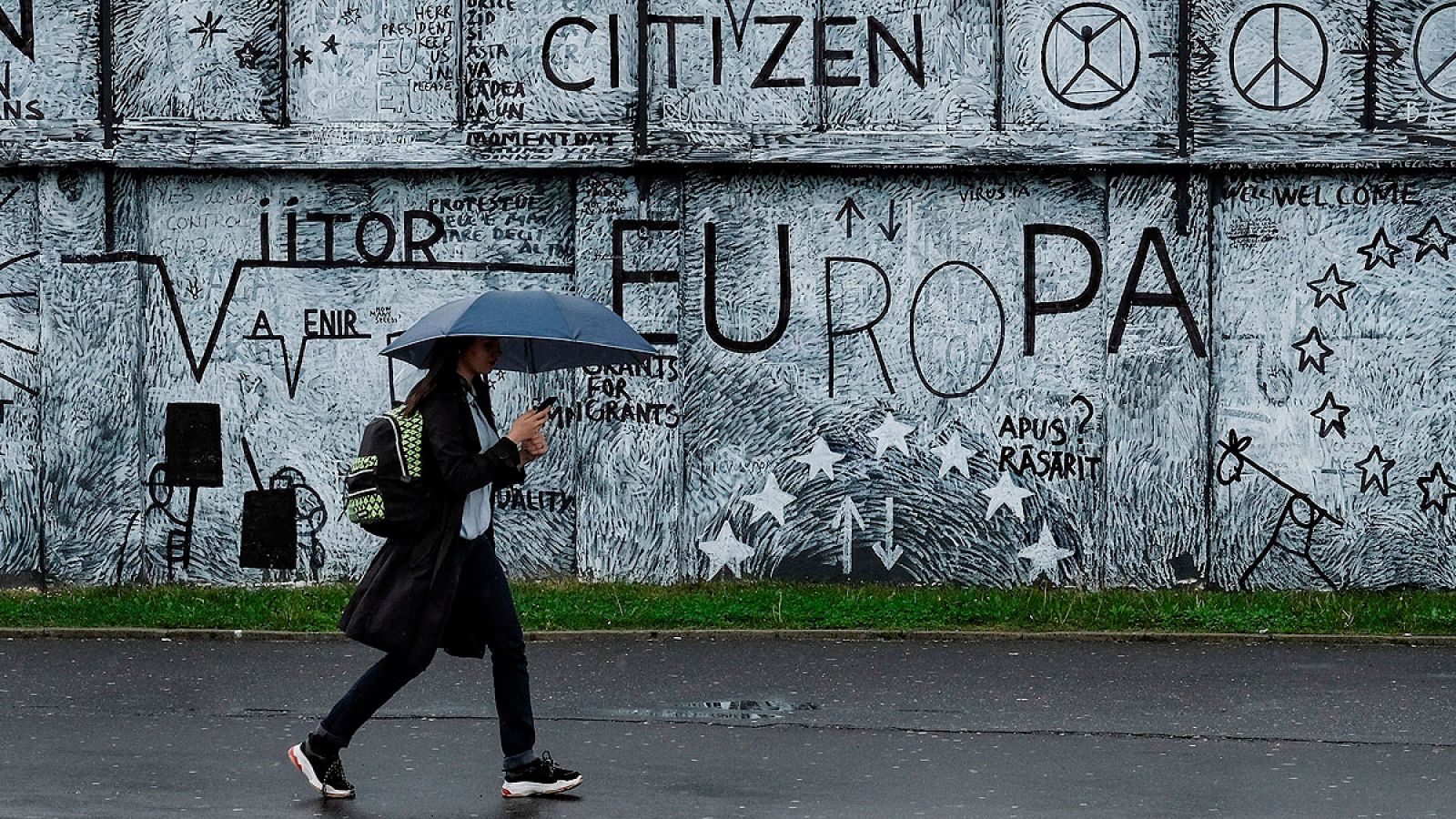 Rumanía vota bajo la vigilancia de su reforma judicial - Escuchar ahora