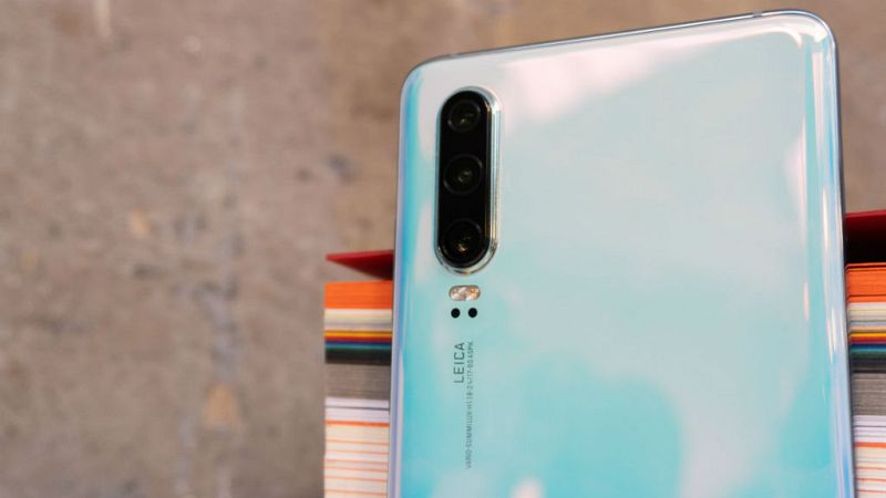 Todo Noticias - Mañana - Los expertos creen que Trump busca ganar tiempo ante la ventaja tecnológica de China -Escuchar ahora