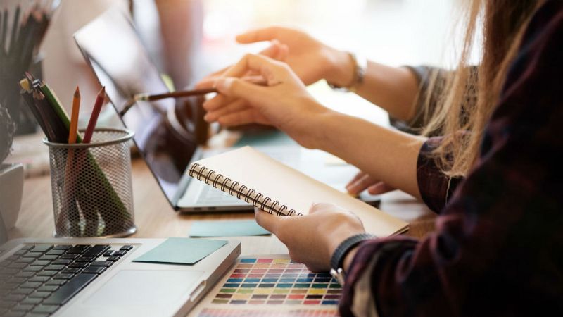 14 horas - Poner mujeres en puestos de responsabilidad aumenta el rendimiento
