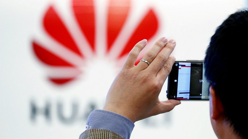 Huawei España : "Seguiremos operando con normalidad" - 14 horas | Escuchar
