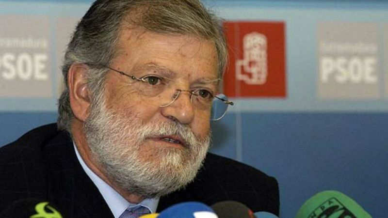 Especiales informativos RNE - Rodriguez Ibarra: "Las comunidades aceptaron tontamente la financión vía impuestos"