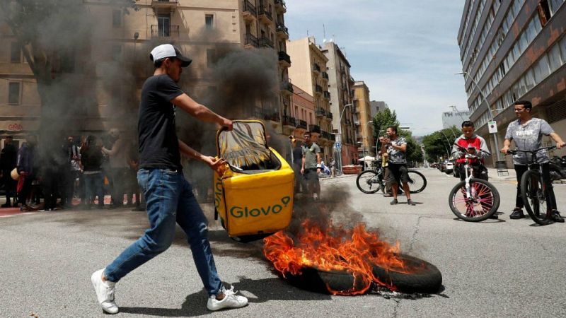 Las mañanas de RNE con Íñigo Alfonso - La muerte de un repartidor de Glovo y la precariedad laboral