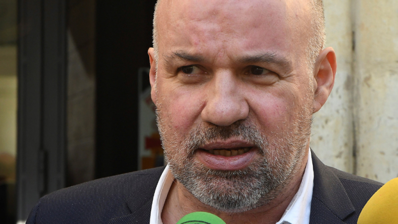 "La decisión del Supremo de suspender la exhumación de Franco es insólita"- escuchar ahora