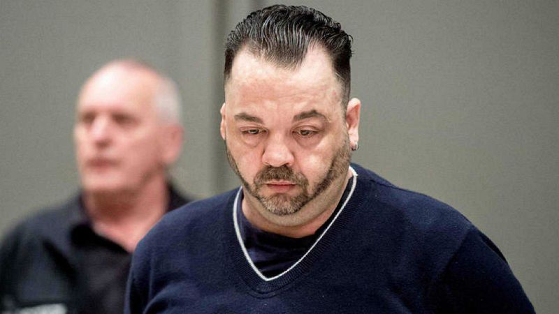 Boletines RNE - Cadena perpetua para el enfermero alemán acusado de la muerte de un centenar de personas  - Escuchar ahora