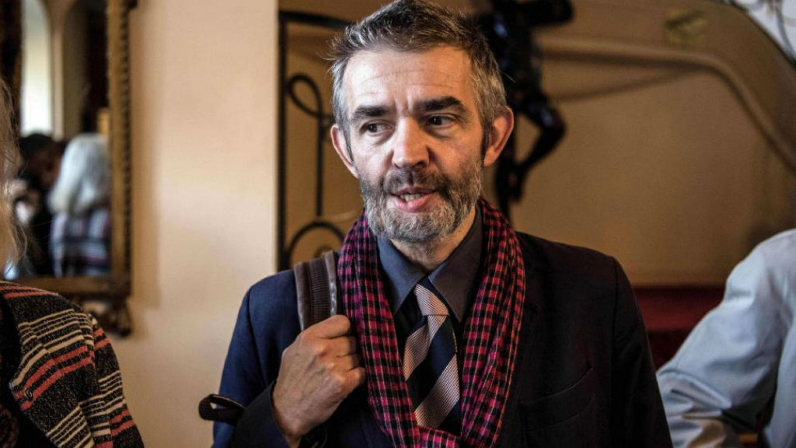 24 horas - Philippe Lançon: "No siento odio, solo quiero entender" - escuchar ahora