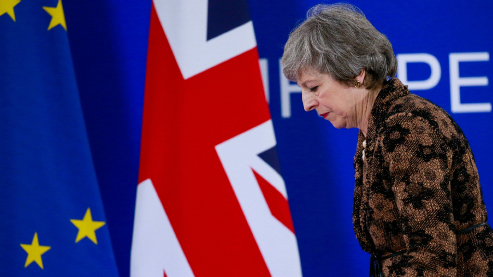 Theresa May presenta su carta de dimisión como líder del Partido Conservador - escuchar ahora