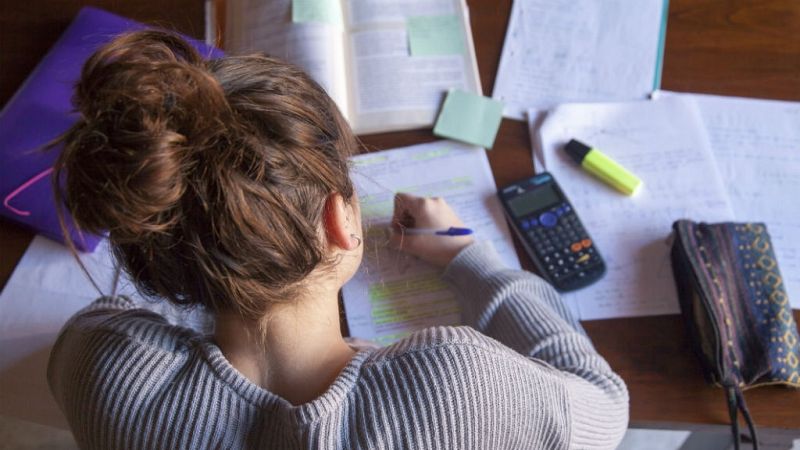 14 horas - Becas de estudios: nuevo mecanismo de información - escuchar ahora