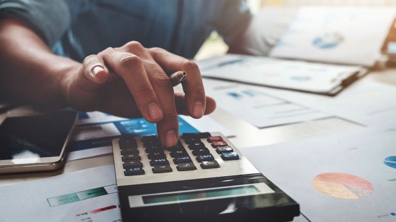 14 horas - La subida del salario mínimo: Viable y positivo contra la pobreza