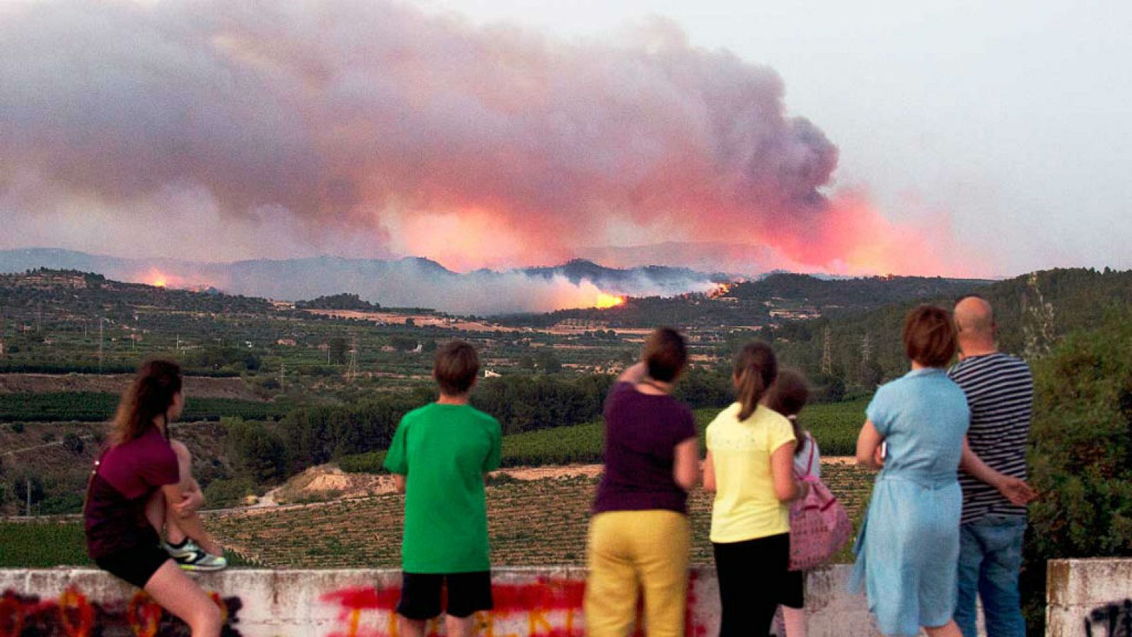 Las Mañanas de RNE con Iñigo Alfonso - Manel Pardo: "Hay muchas dificultades para estabilizar el incendio" - escuchar ahora