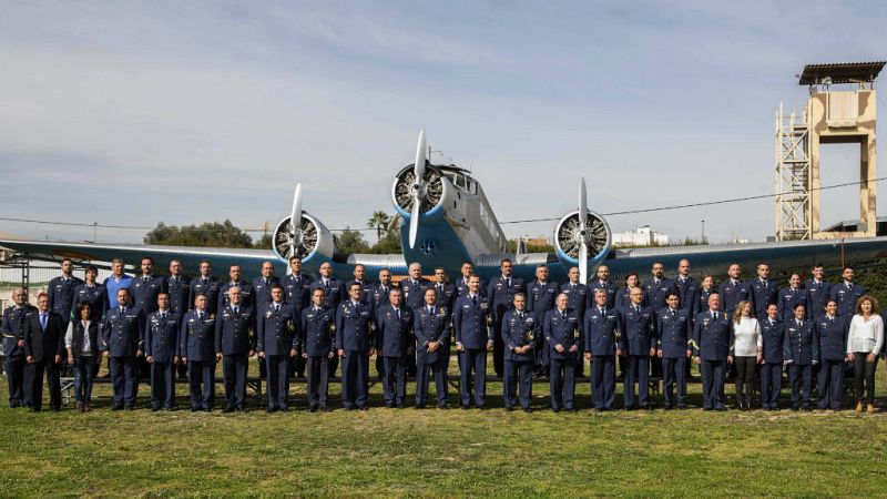 14 horas - Condenado a 6 años de cárcel un subteniente por acosar sexualmente a una subordinada - Escuchar ahora