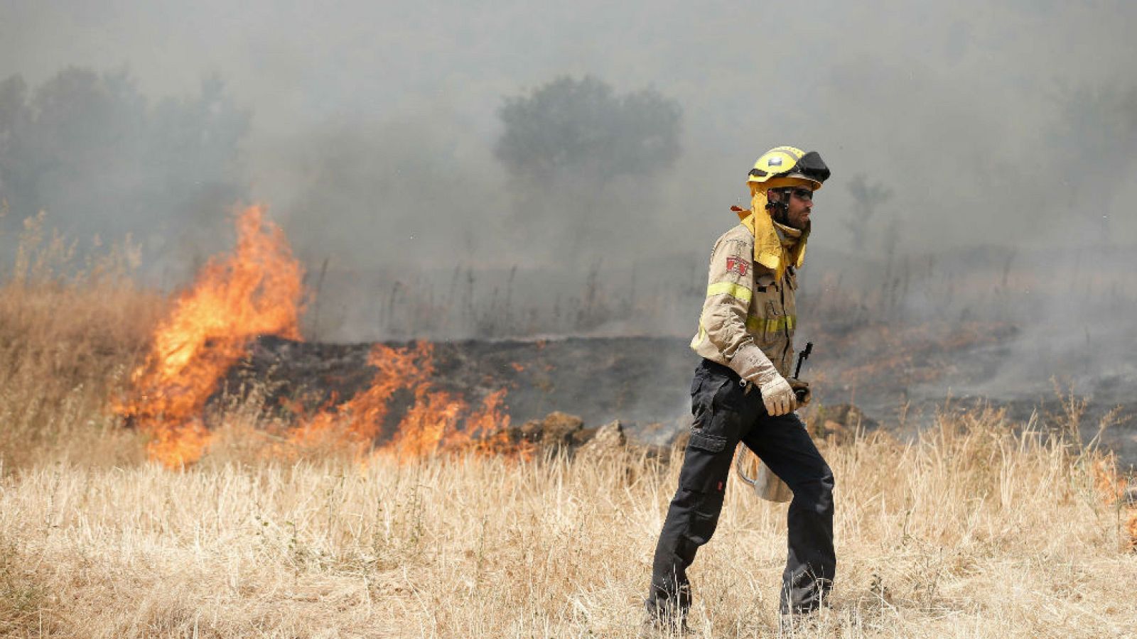 Las mañanas de RNE con Íñigo Alfonso - Preocupación en Flix por el fuego descontrolado de Tarragona - Escuchar ahora