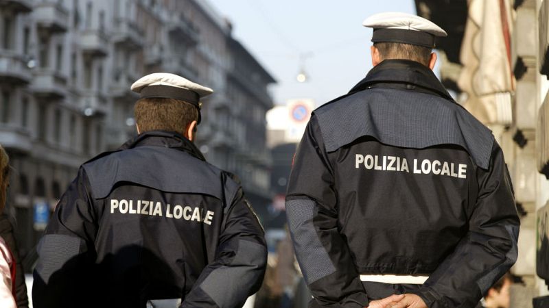 14 horas - Desmantelada una red que presionaba a niños desfavorecidos para que acusaran a sus padres de maltrato - Escuchar ahora