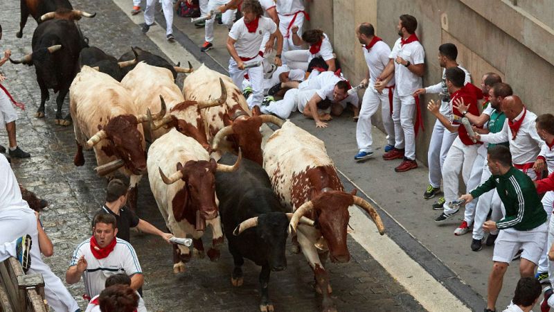 Sexto encierro de los Sanfermines 2019 - Escuchar ahora