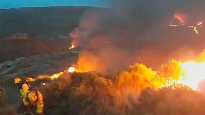 Las ma�anas de RNE con ��igo Alfonso - Incendios | Evaluaci�n favorable en �vila y estabilizado en Almer�a - Escuchar ahora