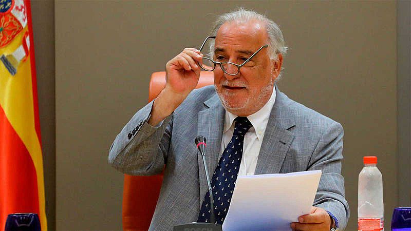 Boletines RNE - Los fallecidos en accidentes de tráfico bajan por primera vez en cuatro años - Escuchar ahora