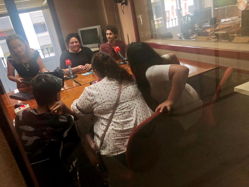 LOS OTROS VERANOS- Escuela de Verano Fundación Per Amor  a L'Art - Sin fronteras | Escuchar