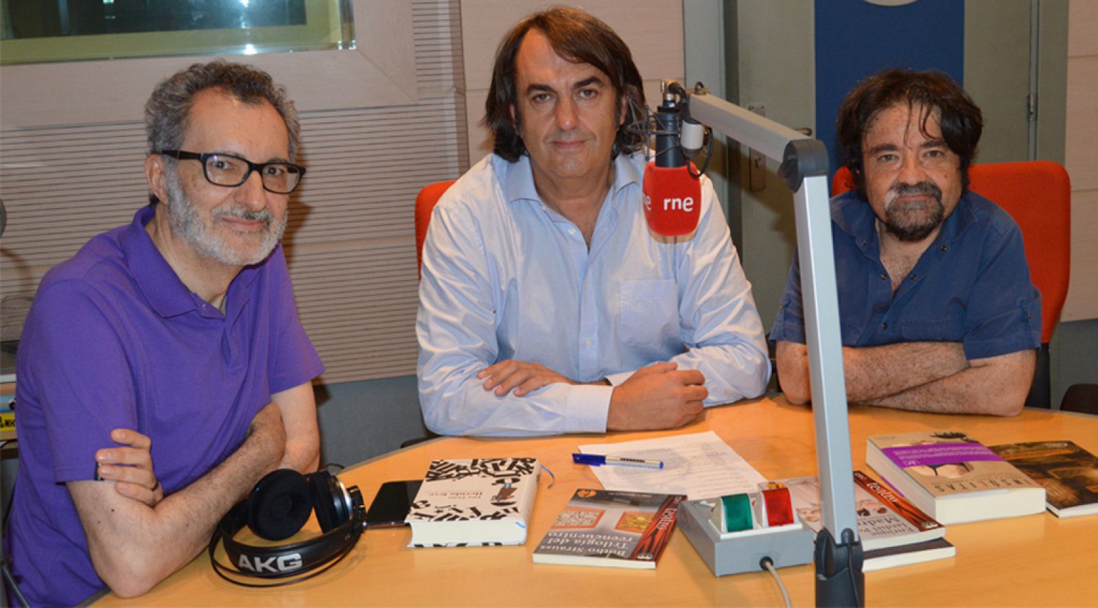 Sexto continente - Acantilado, Ediciones Irreverentes, Páginas de Espuma y Minúscula cumplen 20 años - 27/07/19 - escuchar ahora