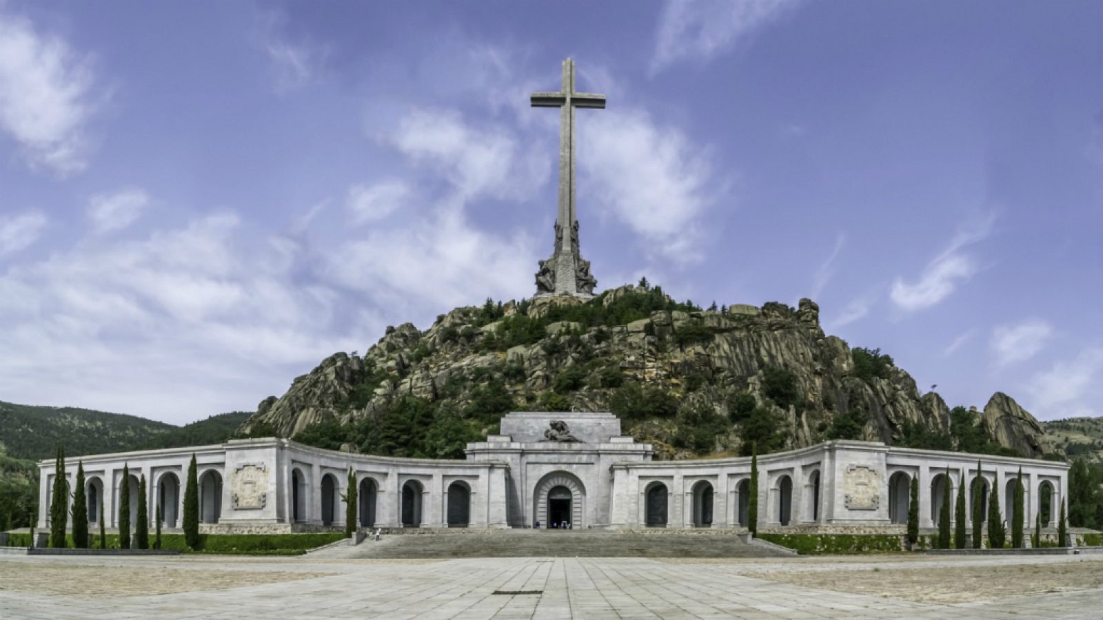 El PSOE propone una reforma de la Ley de memoria histórica - escuchar ahora