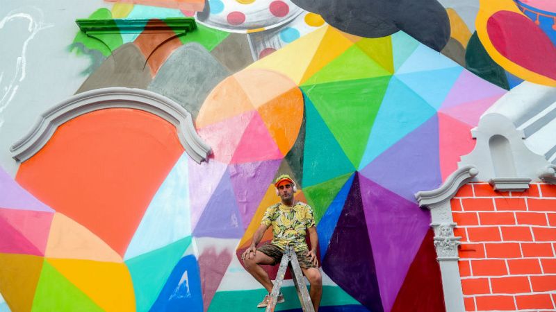 24 horas - El universo de Okuda cobra vida en Santander