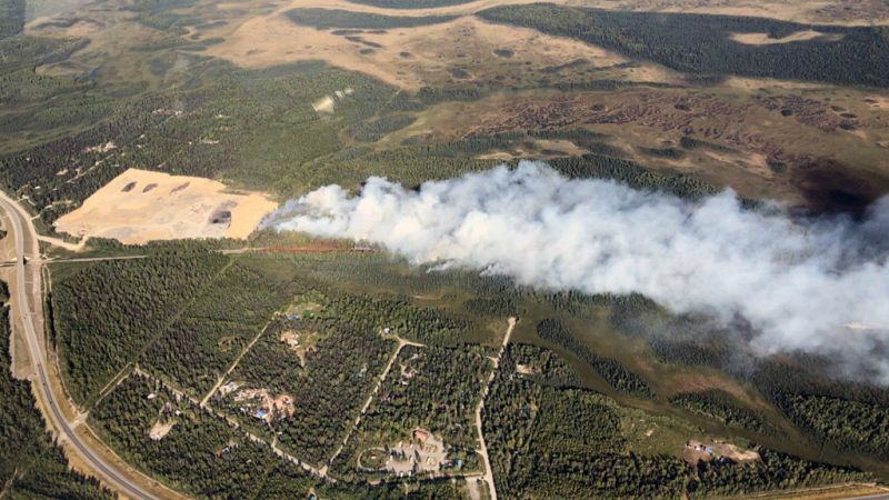 14 horas - El incendio de Gran Canaria remite y se espera que los evacuados regresen hoy a sus casas - Escuchar ahora