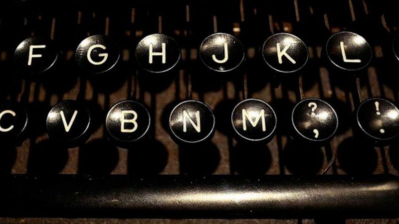 Las mañanas de RNE con Alfredo Menéndez - 'Retos Literarios G Punto': el arte del microrrelato - Escuchar ahora