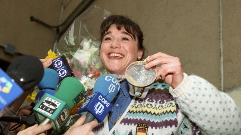 Las mañanas de RNE con Íñigo Alfonso - El mundo del deporte se vuelca en la despedida a Blanca Fernández Ochoa - Escuchar ahora