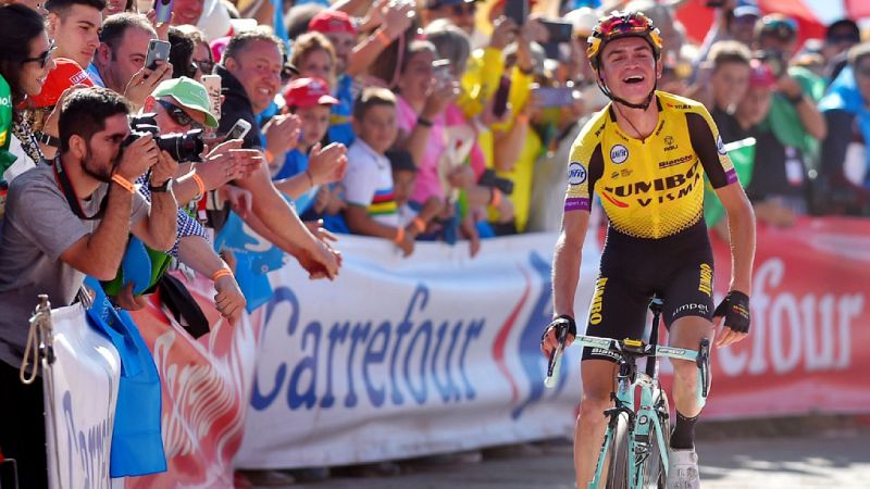 Sepp Kuss se impone en lo alto del Santuario del Acebo - Escuchar ahora