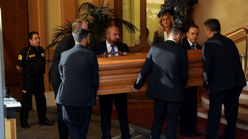 Boletines RNE - Abierta la capilla ardiente de Camilo Sexto en la SGAE - Escuchar ahora