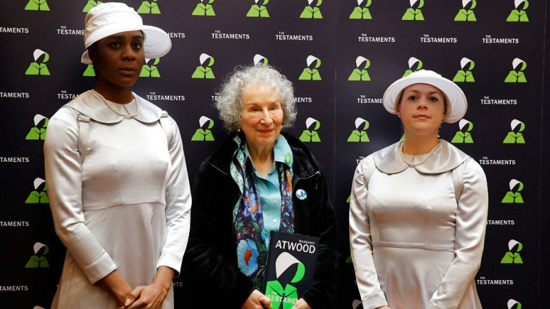 14 horas - Margaret Atwood presenta 'Los Testamentos', la segunda parte de 'El cuento de la criada' - Escuchar ahora