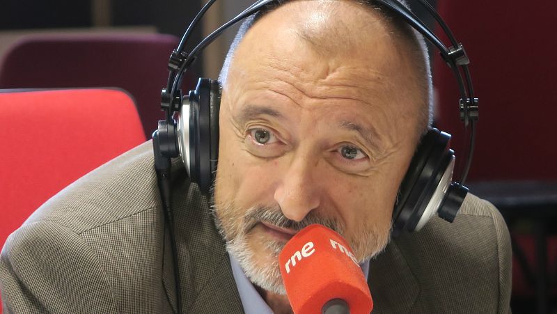 Las mañanas de RNE con Pepa Fernández - Arturo Pérez-Reverte - Escuchar ahora