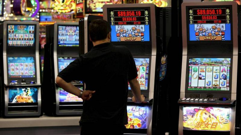 14 horas - Redada en toda España contra la entrada de menores en casas de apuestas - Escuchar ahora