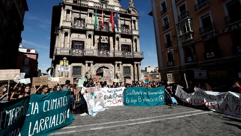 14 horas - Los estudiantes salen a la calle en la jornada de huelga mundial por el clima