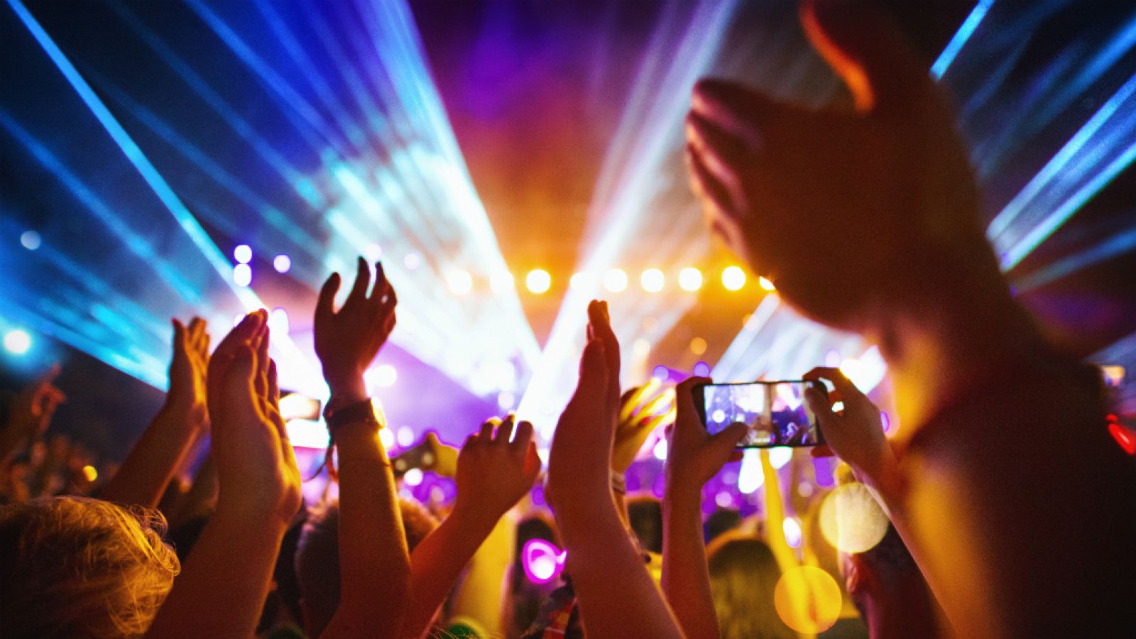 14 horas - Más música, más libros, más cine y menos piratería - Escuchar ahora