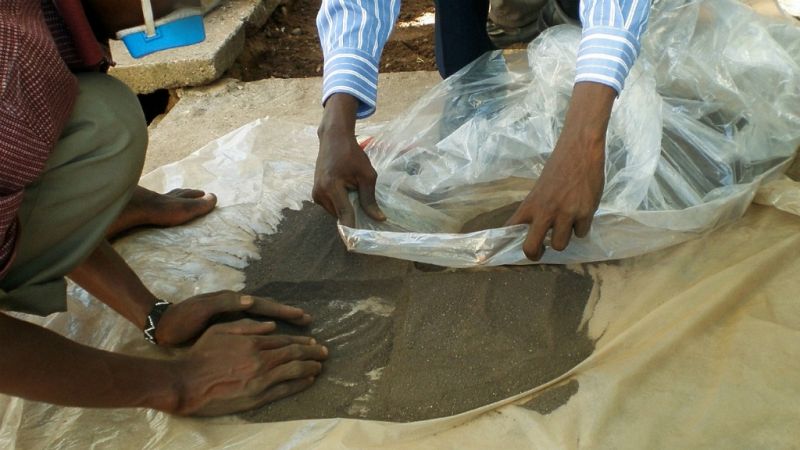 Todo Noticias Tarde - El precio en Derechos Humanos del Coltán - Escuchar ahora