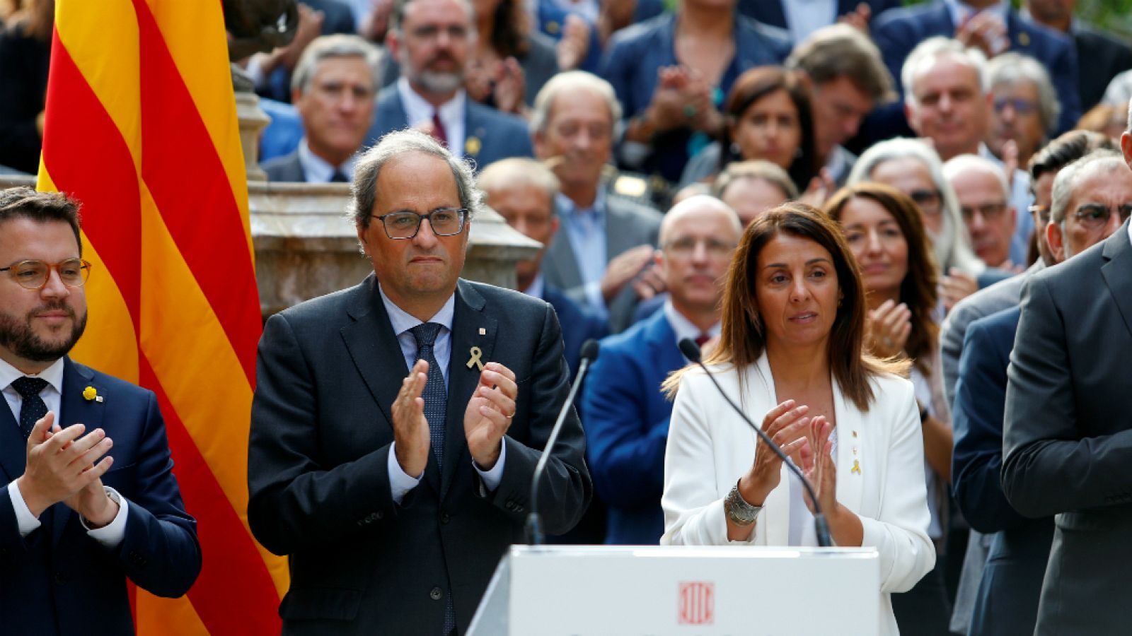 Boletines RNE - Torra: "El Govern se compromete a avanzar sin excusas hacia la república catalana" - Escuchar ahora